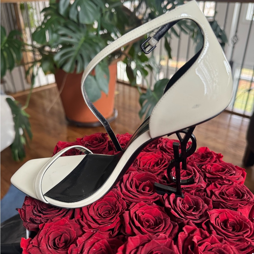 Saint Laurent White and Black Heels